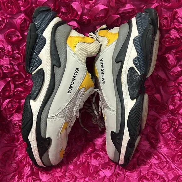 Balenciaga Triple S Sneaker Split - Picture 3 of 13
